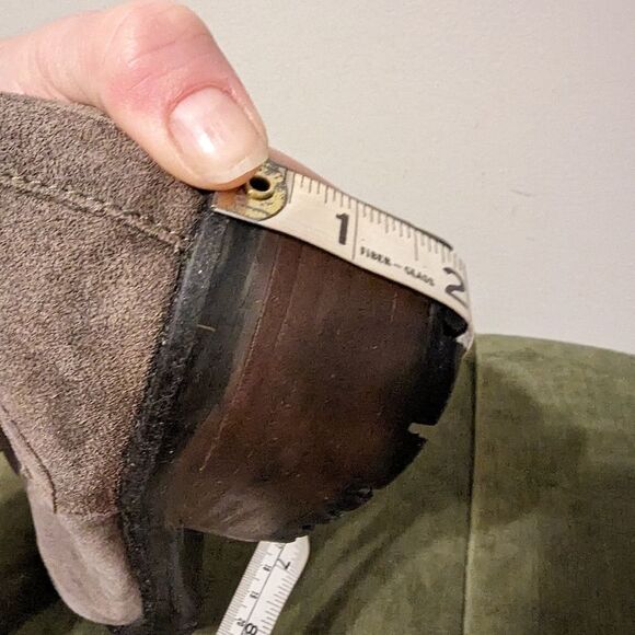 Skechers Chelsea Ankle Boots Lugnut Dark Taupe Suede 9.5 - Picture 4 of 10